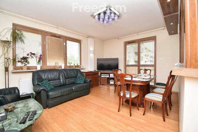 3 lub 4 pokojowe w miasteczku