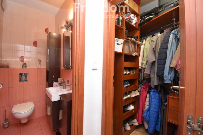 3 lub 4 pokojowe w miasteczku