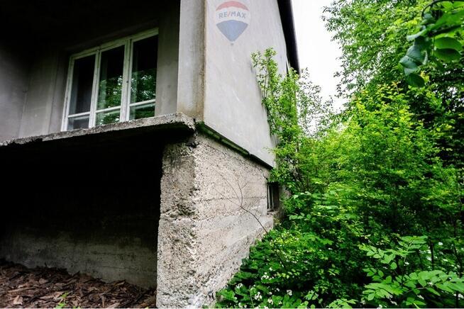 Dom z możliwością podziału na 2 mieszkania