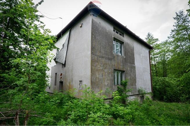 Dom z możliwością podziału na 2 mieszkania