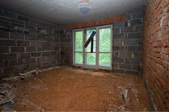 Dom z możliwością podziału na 2 mieszkania