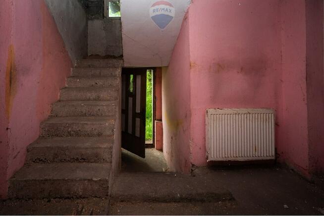 Dom z możliwością podziału na 2 mieszkania