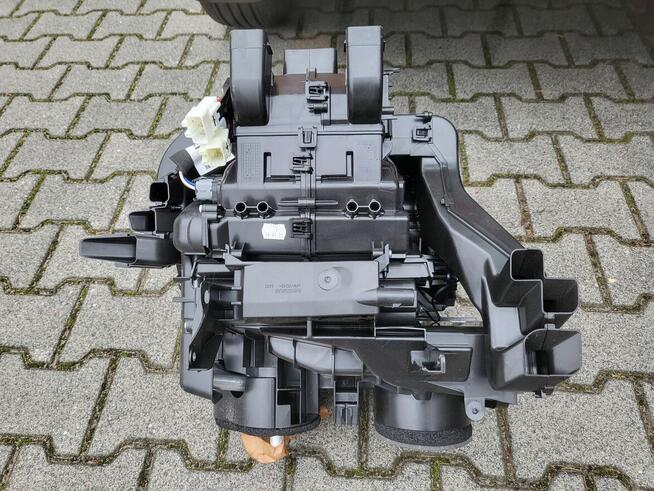 RENAULT AUSTRAL ESPACE VI 1.2 E-Tech NAGRZEWNICA 272V06LE0B