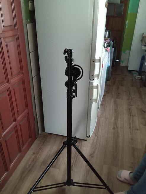 Statyw oświetleniowy