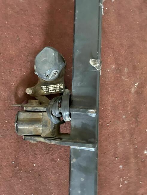 Hak holowniczy na szybko złącze do Audi A6 C6 - Kompletny