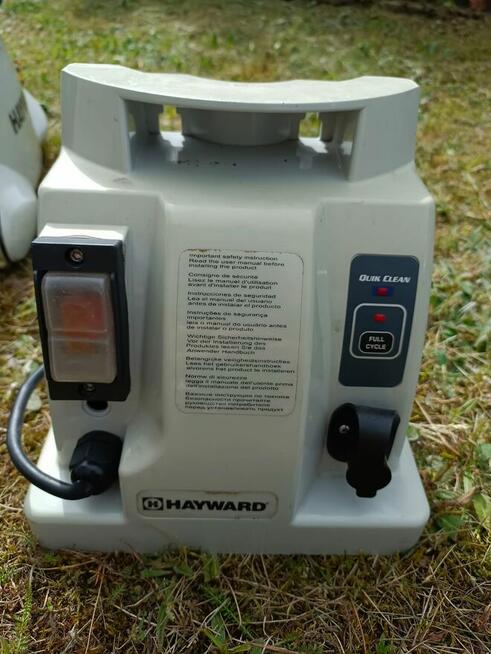 Odkurzacz basenowy Hayward Tiger Shark