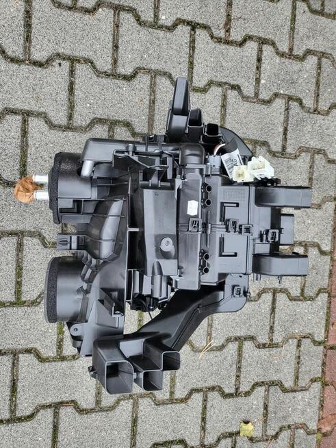 RENAULT AUSTRAL ESPACE VI 1.2 E-Tech NAGRZEWNICA 272V06LE0B