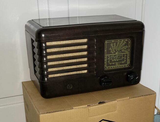 Pionier U2 lampowy odbiornik vintage radio powojenne retro p