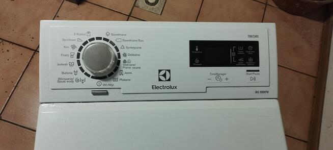 Pralka electrolux EWT1066EFW