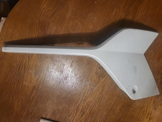 Kratka zaślepka zderzaka lewa 620752629R Renault Austral