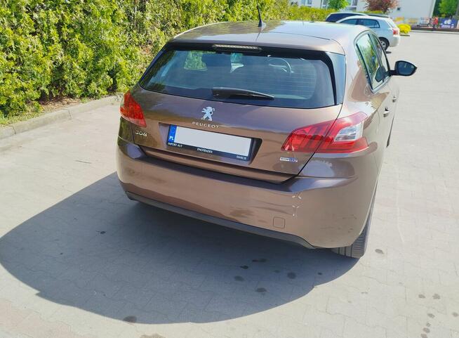 Peugeot 308 -- 120 KM -- 1.6 BlueHDi