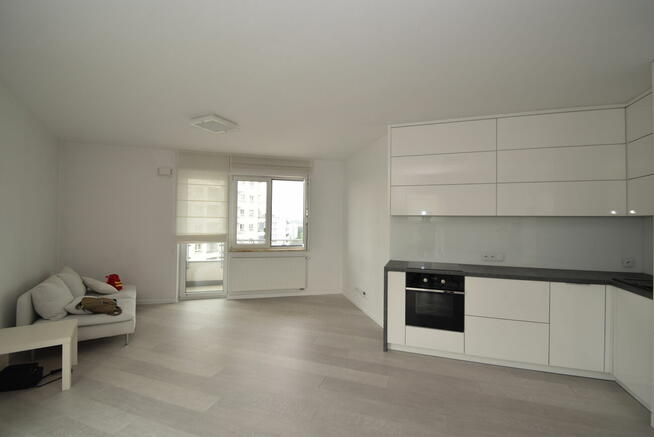 Mieszkanie trzypokojowe Cztey Wieże