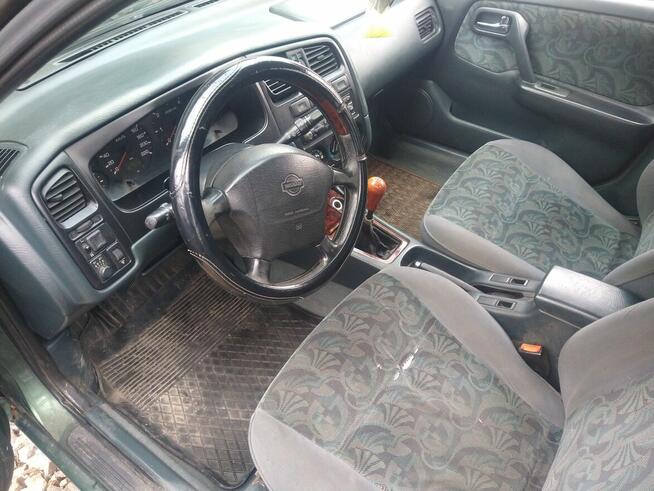 Nissan Primera P11