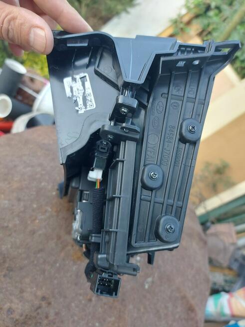 Ładowarka indukcyjna Kia Xceed