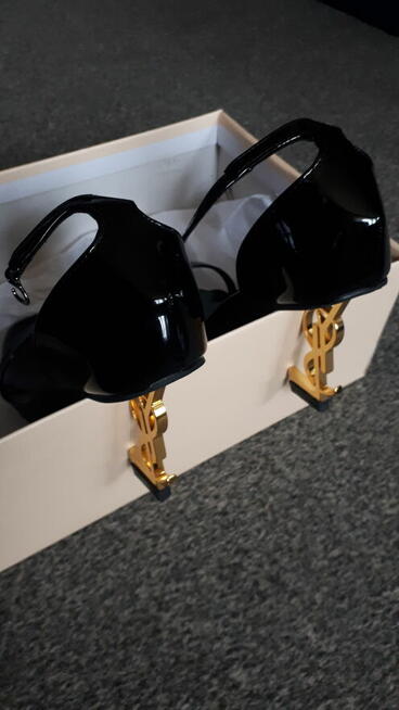 Nowe szpilki lakierowane czarne Ysl roz,38