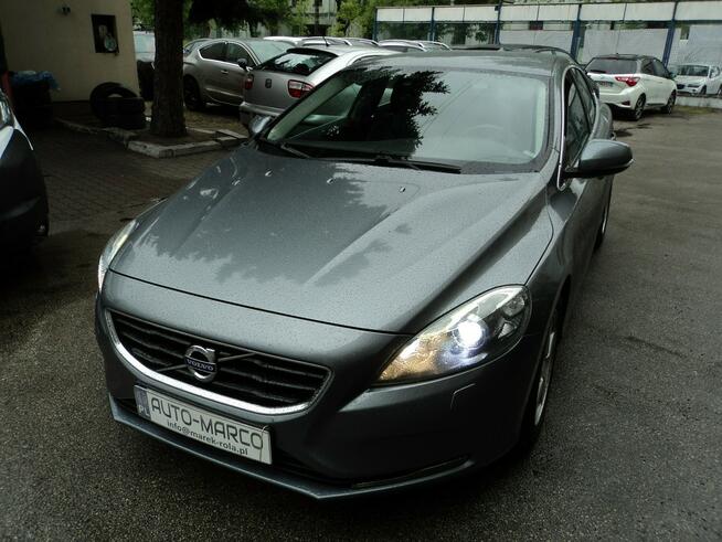 sprzedam ładne VOLVO V-40 2.0 DIASEL