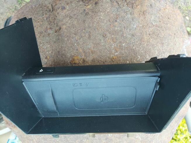 Ładowarka indukcyjna Kia Xceed