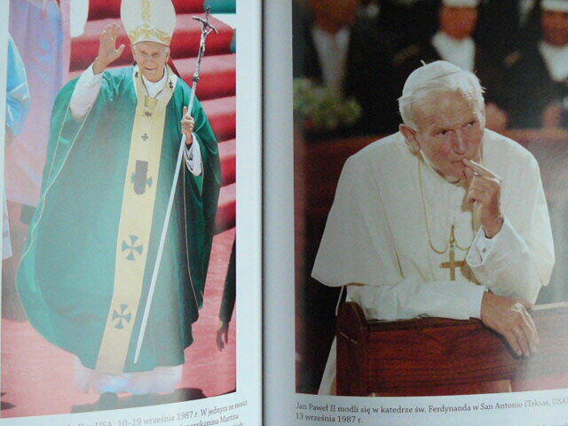 Sw Jan Pawel 2 Biografia w fotografiach