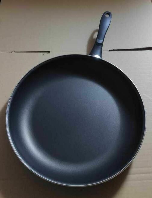 Patelnia duża teflonowa 32cm indukcja/gaz/elektr.