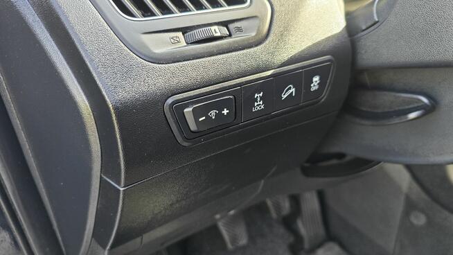 HYUNDAI ix35 2.0CRDI 136PS 4x4 1-wł.Navi Skóra Kamera SERWIS
