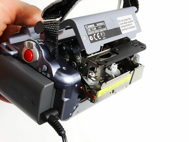 Canon MV690 E kamera cyfrowa MiniDV