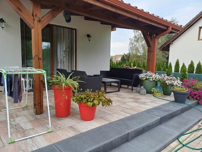 Komplet ogrodowy z podnoszonym stołem