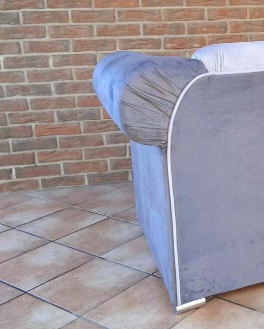 Sprzedam Sofa dwuosobowa