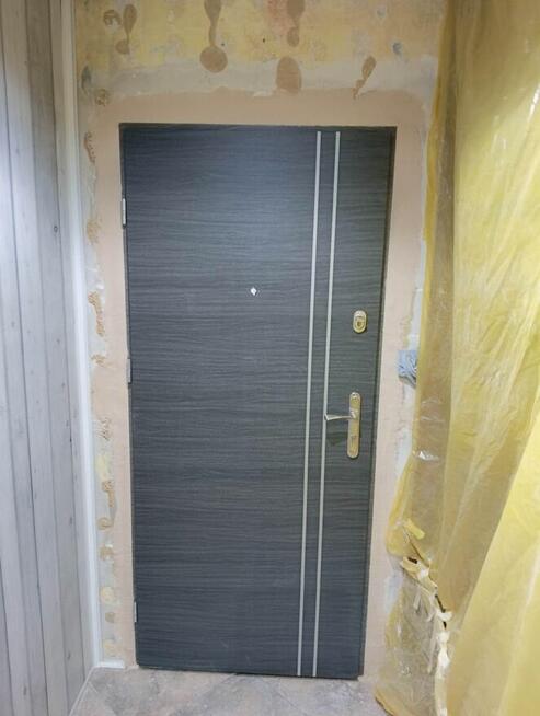 Drzwi z montażem gratis do bloku!