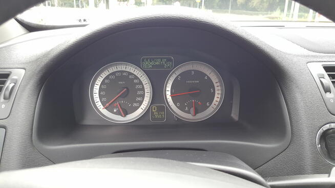 Volvo C70 II D3 diesel bogate wyposażenie