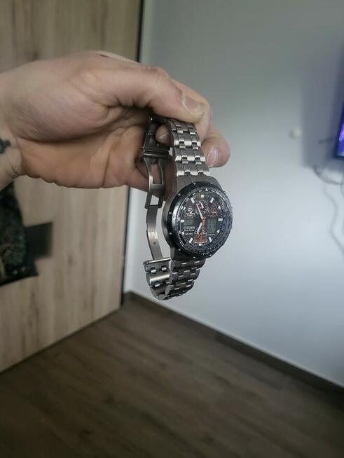 Citizen Eco-Drive Skyhawk Titanium – Radio Controlled – WR20