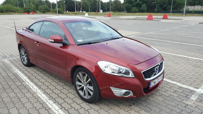 Volvo C70 II D3 diesel bogate wyposażenie