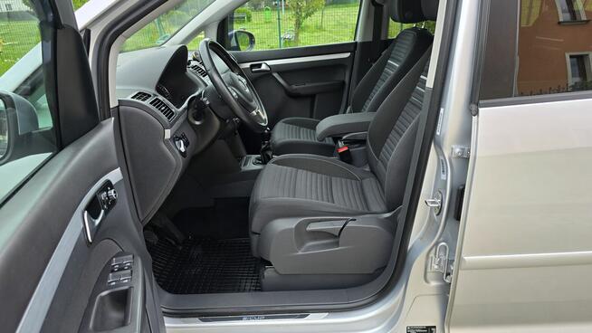 VW Touran 1.6TDI 105PS BlueMotion Highline CUP Edition Navi