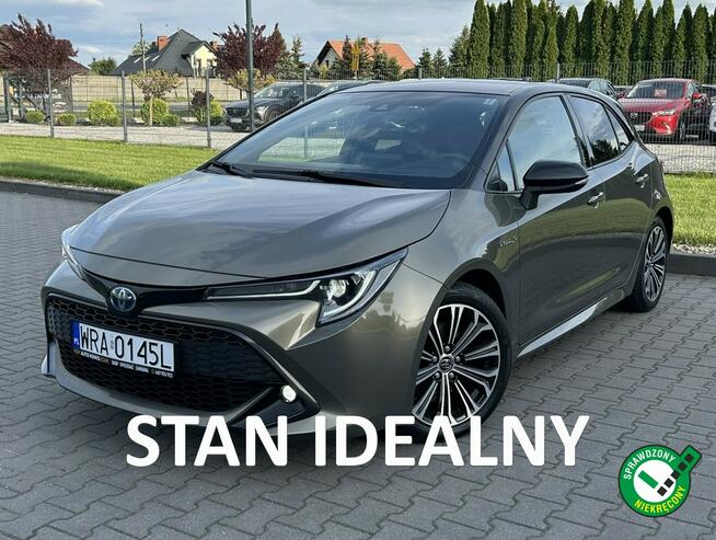 Toyota Corolla LEDY*XENON*NAVI*Czarny*Dach*Kamera*Cofania*Grzane*Fotele*Serwis*ASO
