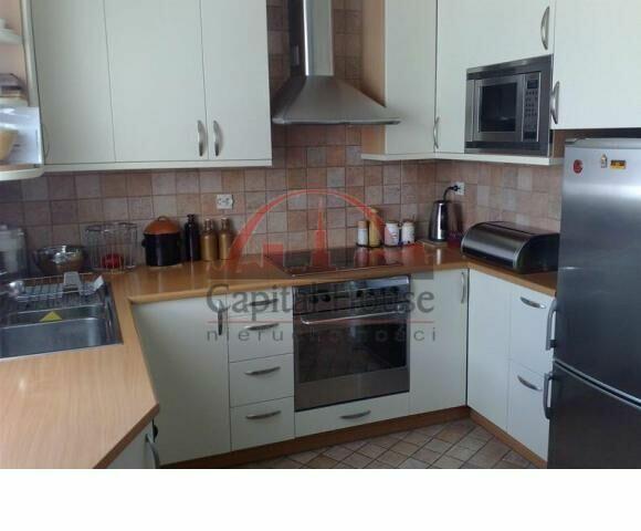 Trzy pokoje garaż, czynsz admin. zawarty w cenie