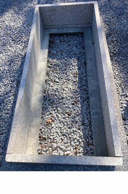 Ramy betonowe pod pomniki fundamenty pod nagrobki podkłady