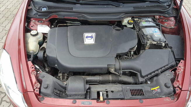 Volvo C70 II D3 diesel bogate wyposażenie