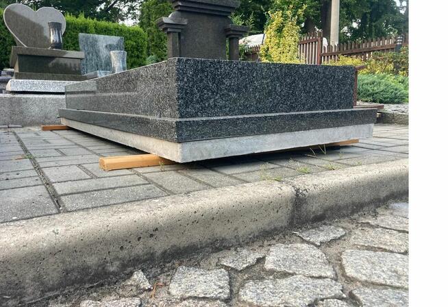Ramy betonowe pod pomniki fundamenty pod nagrobki podkłady