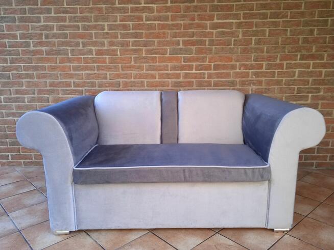 Sprzedam Sofa dwuosobowa
