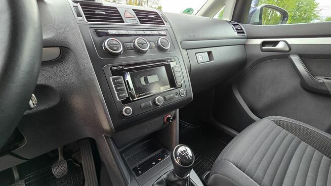 VW Touran 1.6TDI 105PS BlueMotion Highline CUP Edition Navi