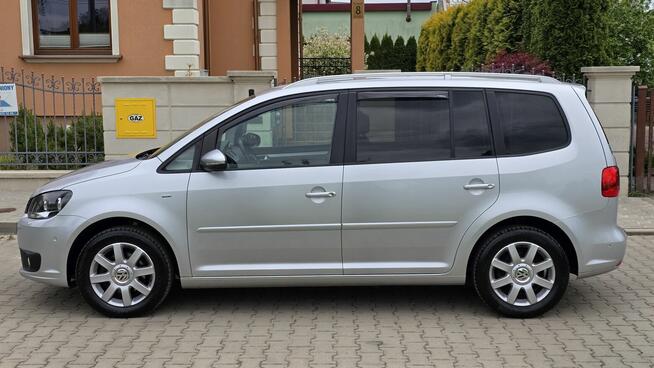 VW Touran 1.6TDI 105PS BlueMotion Highline CUP Edition Navi