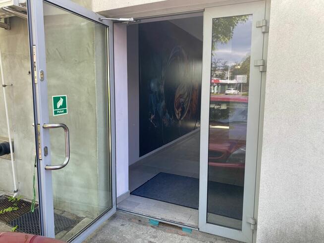 wynajmę lokal handlowo-usługowy 52m2