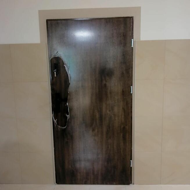 Drzwi z montażem gratis do bloku!