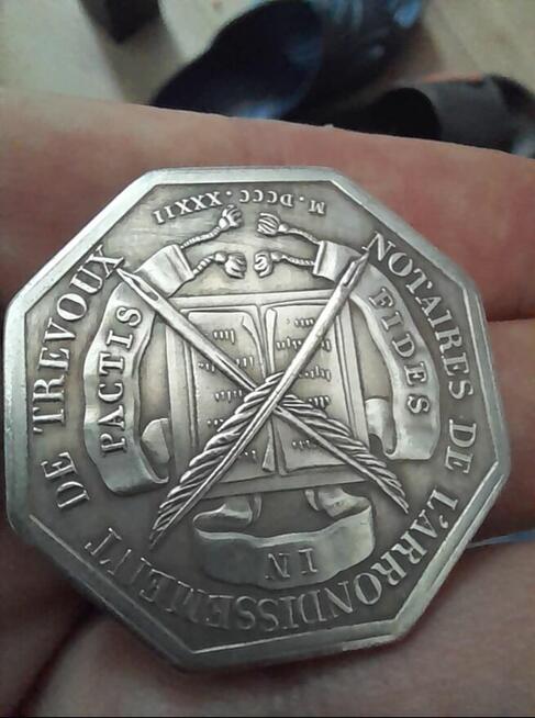 Sprzedam srebrny francuski token z 1832 roku