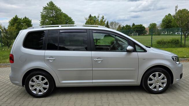 VW Touran 1.6TDI 105PS BlueMotion Highline CUP Edition Navi