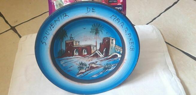 Kolekcjonerskie talerze z różnych krajów Oryginalne