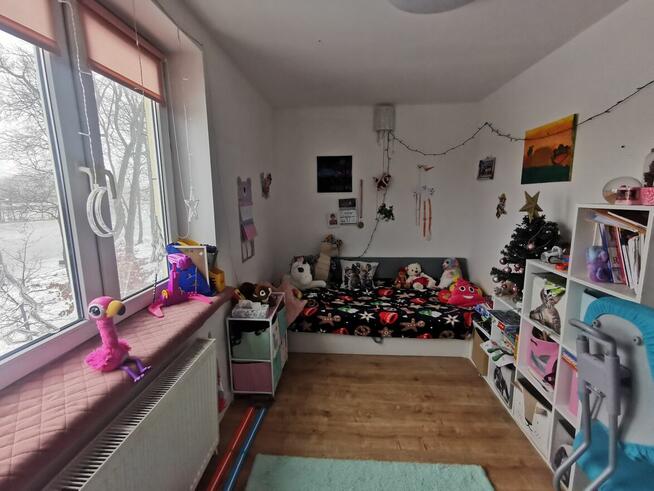 mieszkanie z widokiem na rzekę, z działką i budynkiem gospod