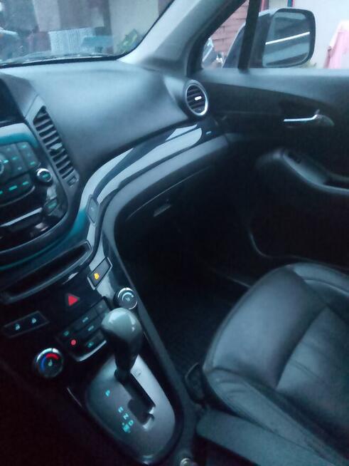 Chevrolet Orlando auto siedmio osobowe.