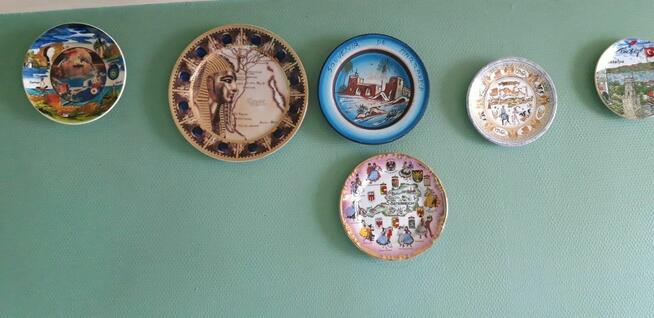 Kolekcjonerskie talerze z różnych krajów Oryginalne