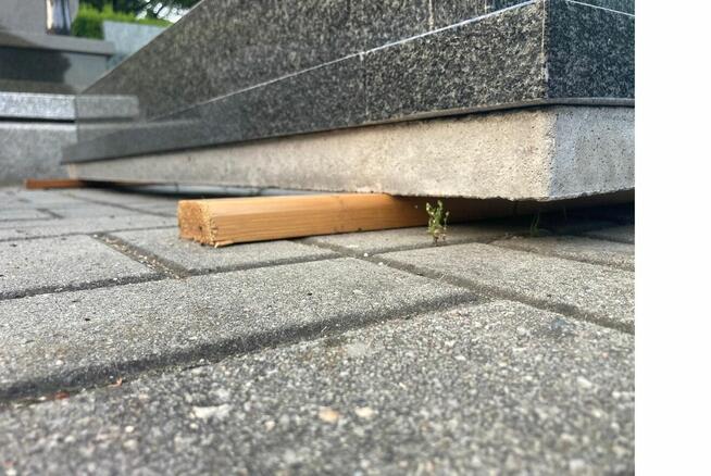 Ramy betonowe pod pomniki fundamenty pod nagrobki podkłady