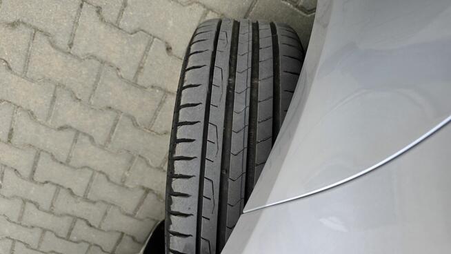 VW Touran 1.6TDI 105PS BlueMotion Highline CUP Edition Navi